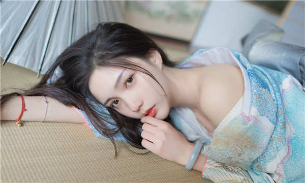抱由镇非试管代怀生子，帮助不孕不育患者家庭实现生育梦想